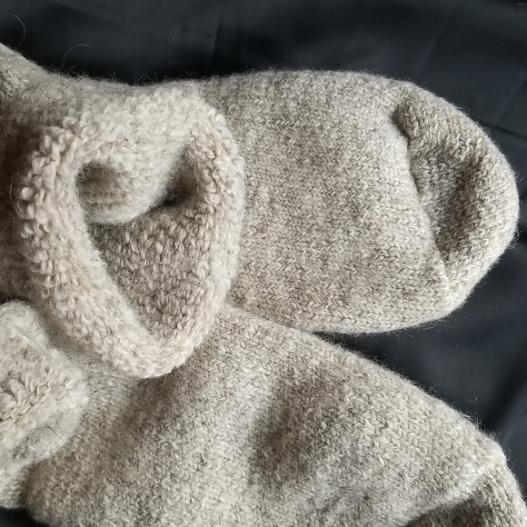 Wool socks - Picture 3 of 3